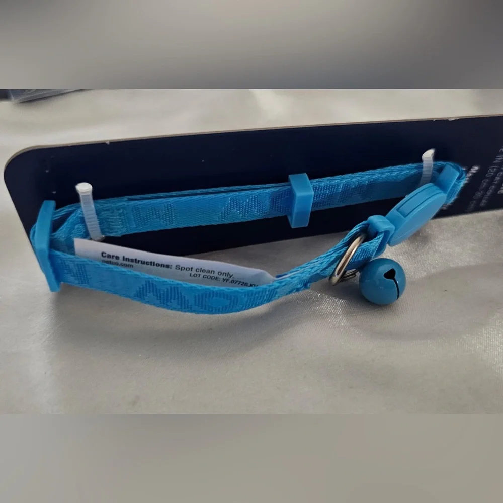 Youly the classic Blue Meow Breakaway Cat Collar (S/M)